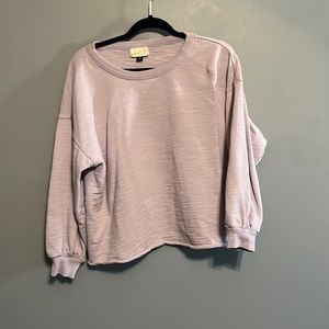Light purple crewneck with puff sleeves